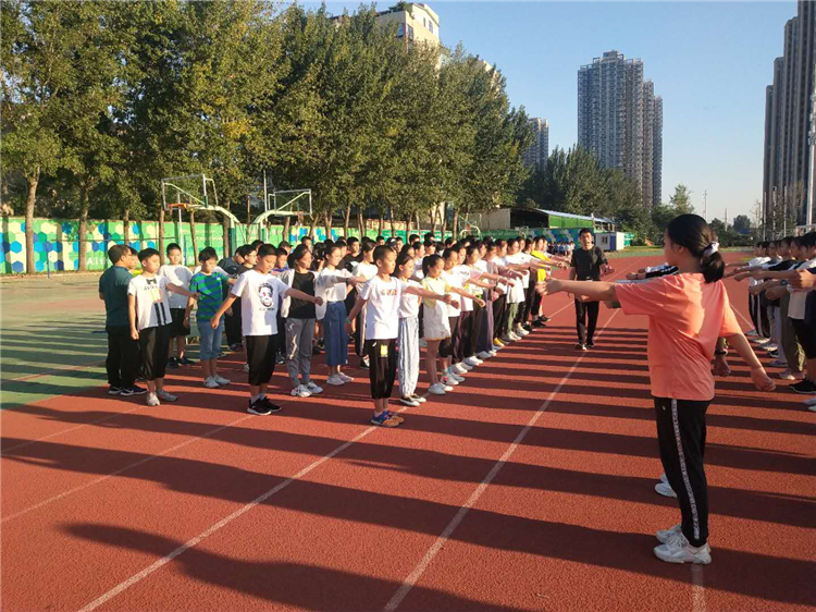 隊列訓(xùn)練.jpg