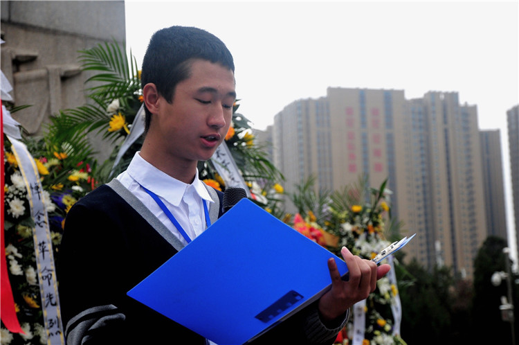 共青團員代表王天豪演講.jpg