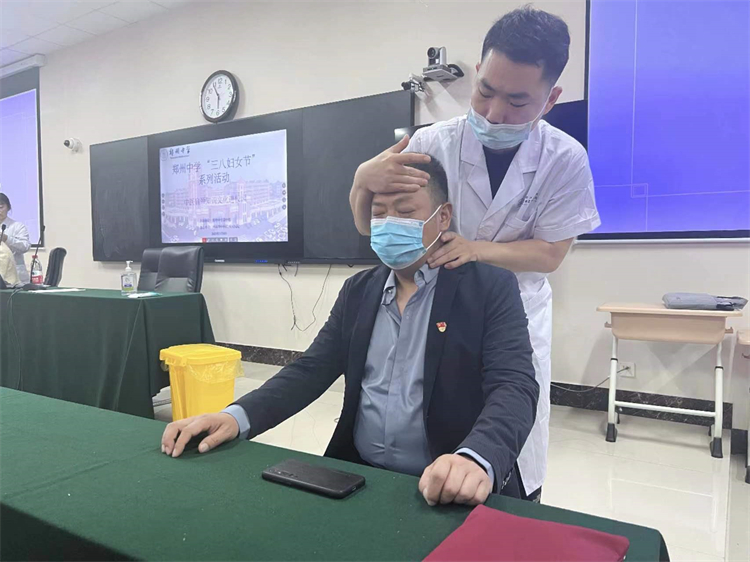 圖片5：肩頸按摩體驗.jpg
