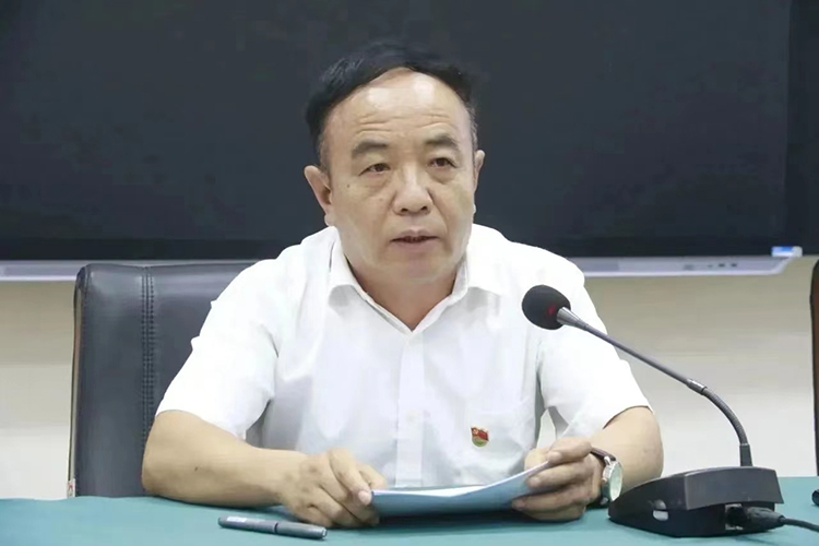 圖片1：召開師德師風建設工作會議.jpg
