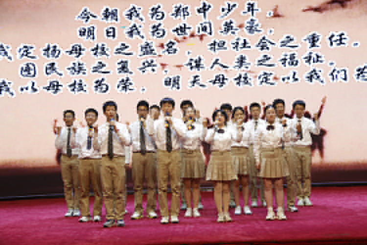 圖片6：情景詩(shī)朗誦《師恩相隨》.JPG