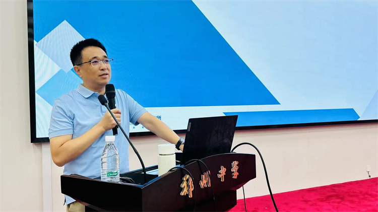 圖片2周文勝院長(zhǎng)發(fā)言.jpg