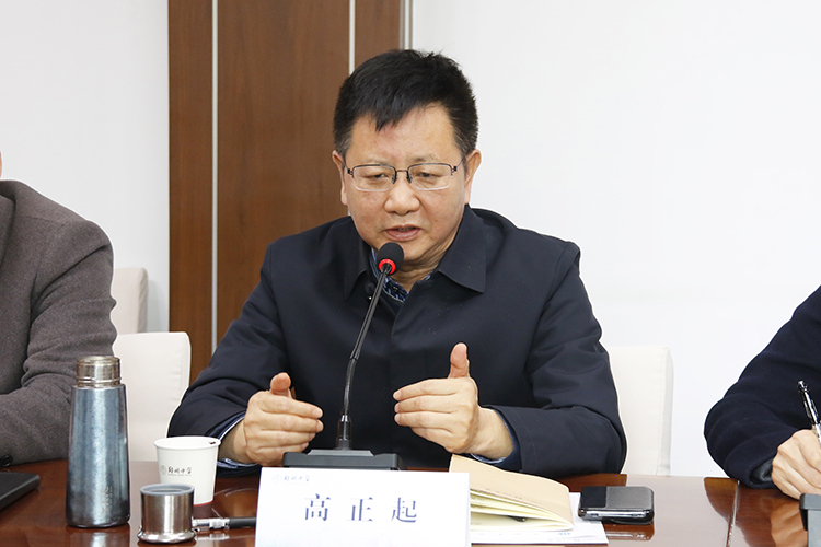 圖片12：鄭州中學黨委書記高正起發(fā)言.JPG